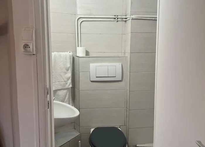 Du Tourisme Hotel *