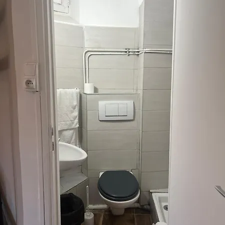 Du Tourisme Szálloda *